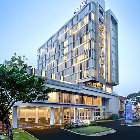 Aston Sidoarjo City Hotel & Conference Center Exterior foto