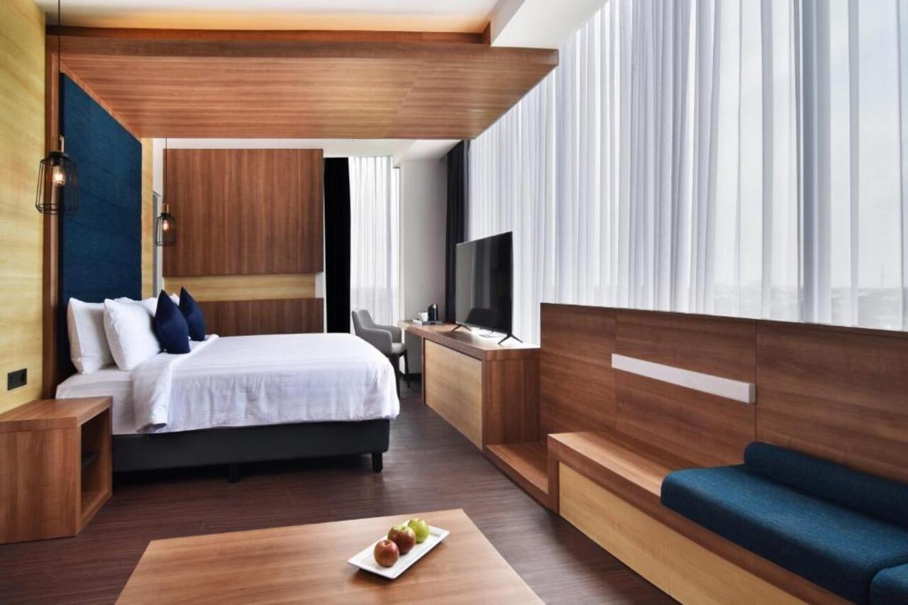 Aston Sidoarjo City Hotel & Conference Center Exterior foto